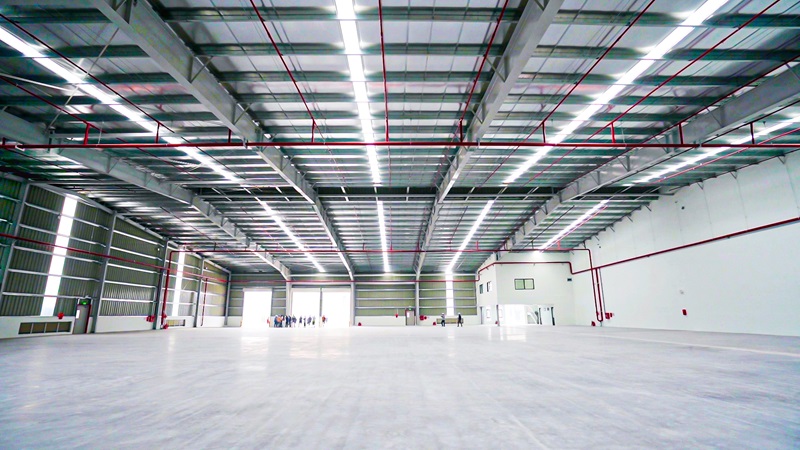 Nhà xưởng 1 tầng được thiết kế đặc biệt để đáp ứng nhu cầu của các doanh nghiệp sản xuất kỹ thuật cao
