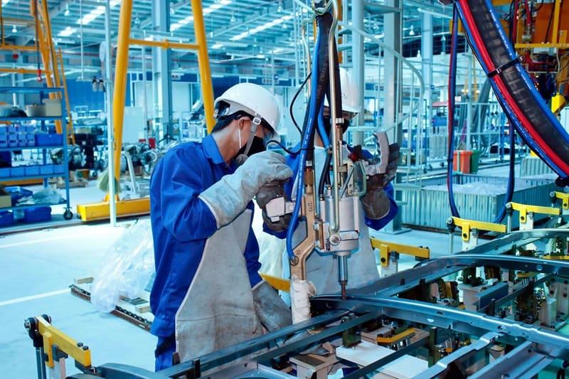 Vietnam comply strict labor regulations to protect workers' rights