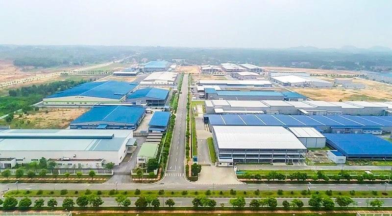 Building large-scale factories in Ha Nam with advanced, modern infrastructure