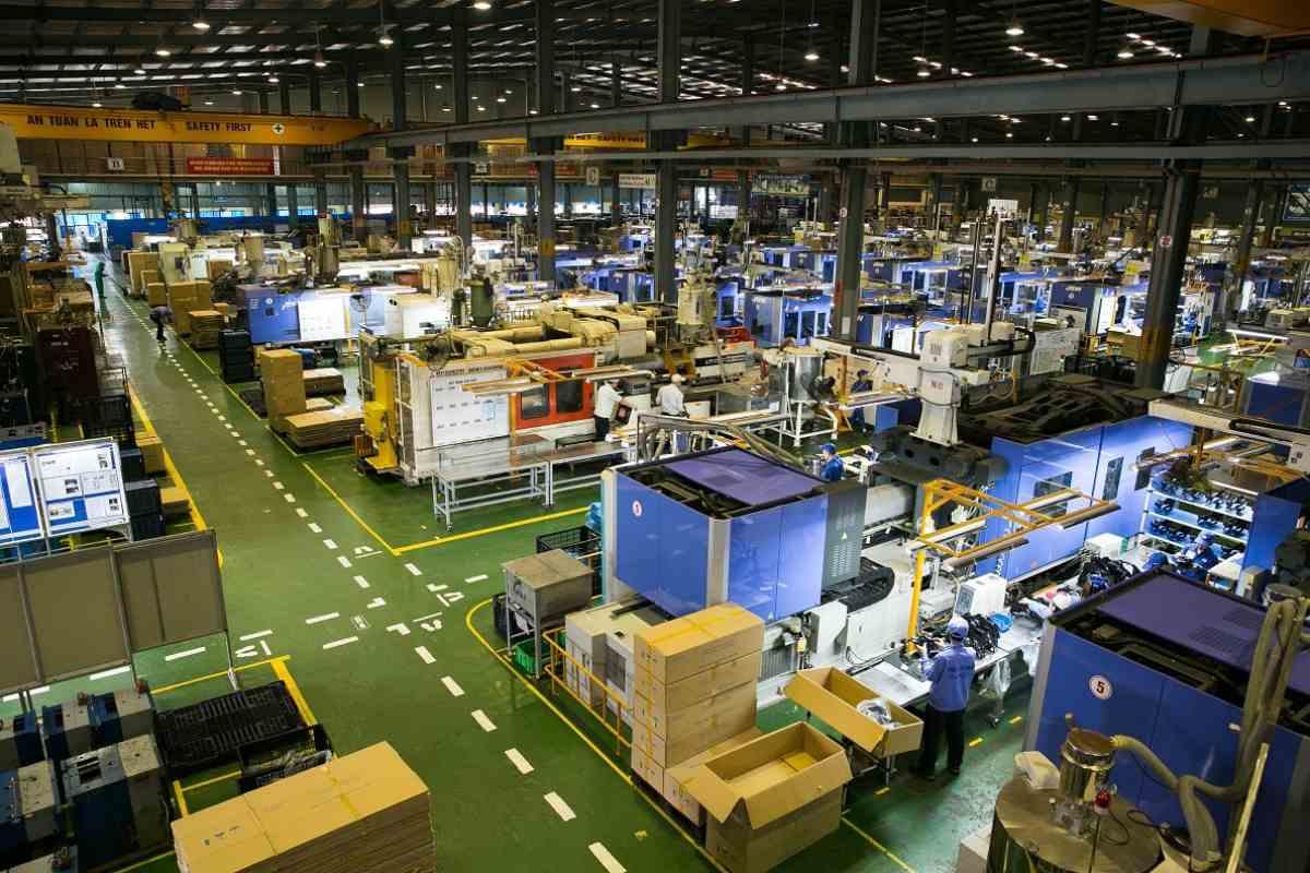 Hanoi Plastics Joint Stock Company implements the 5S system.