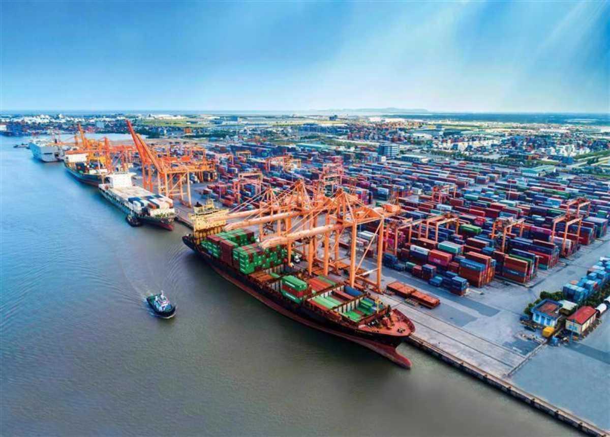 Nam Dinh Vu IP possesses a unique internal seaport advantage.